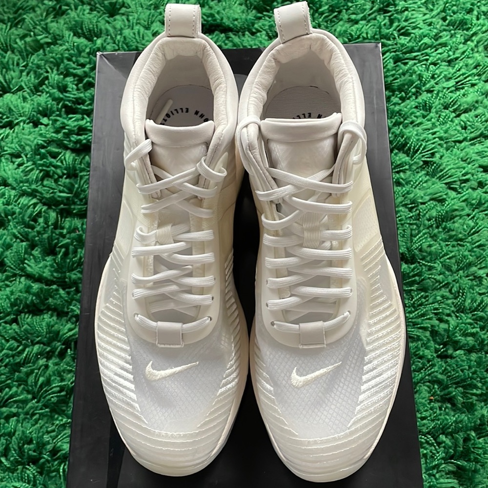 Nike Lebron x John Elliot Icon. Size 9